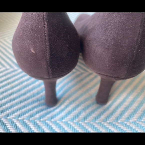 Vintage Yves Saint Laurent Brown Suede Pumps - Picture 10 of 11